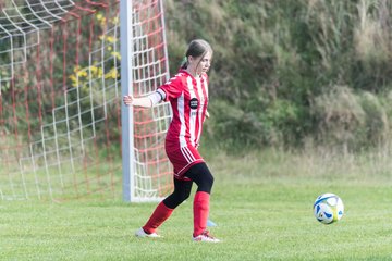 Bild 342 - wBJ TuS Tensfeld - SV Fortuna St. Juergen